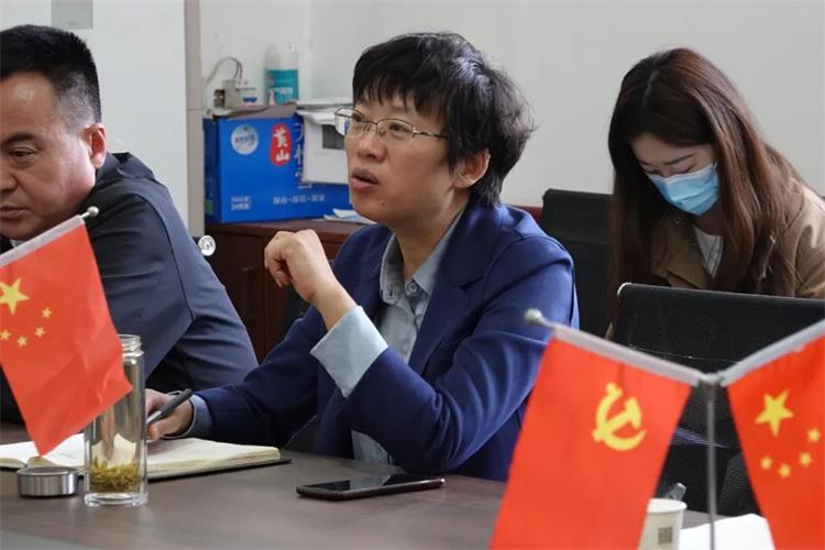 Zhang Jianfen, member of the Standing Committee of Liangshan County Committee and Executive Deputy County Mayor, visited Zhengyang Group for research and guidance on work